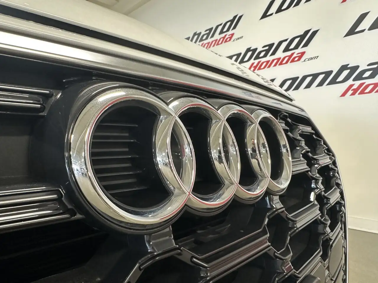 Audi Q5 снимка Audi Q5