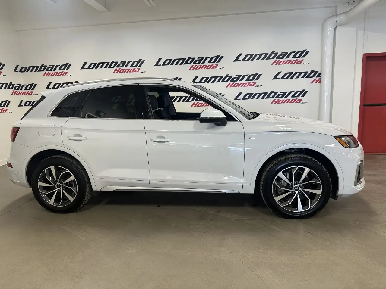 Audi Q5 снимка Audi Q5