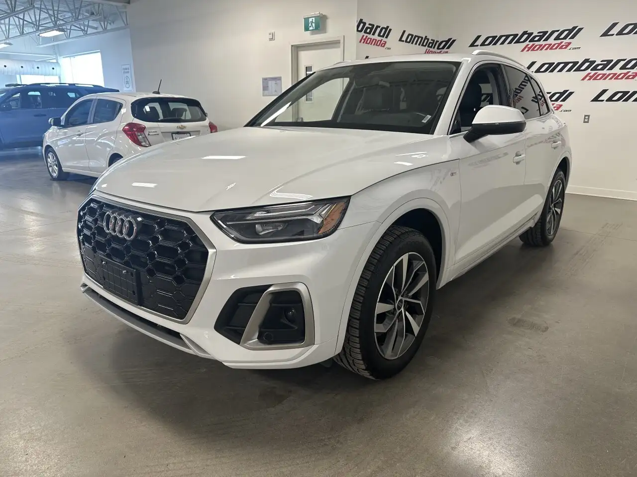 Audi Q5 снимка Audi Q5