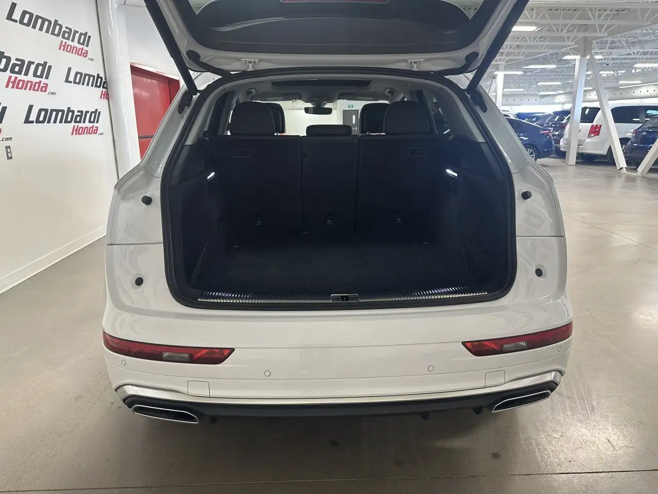 Audi Q5 снимка Audi Q5