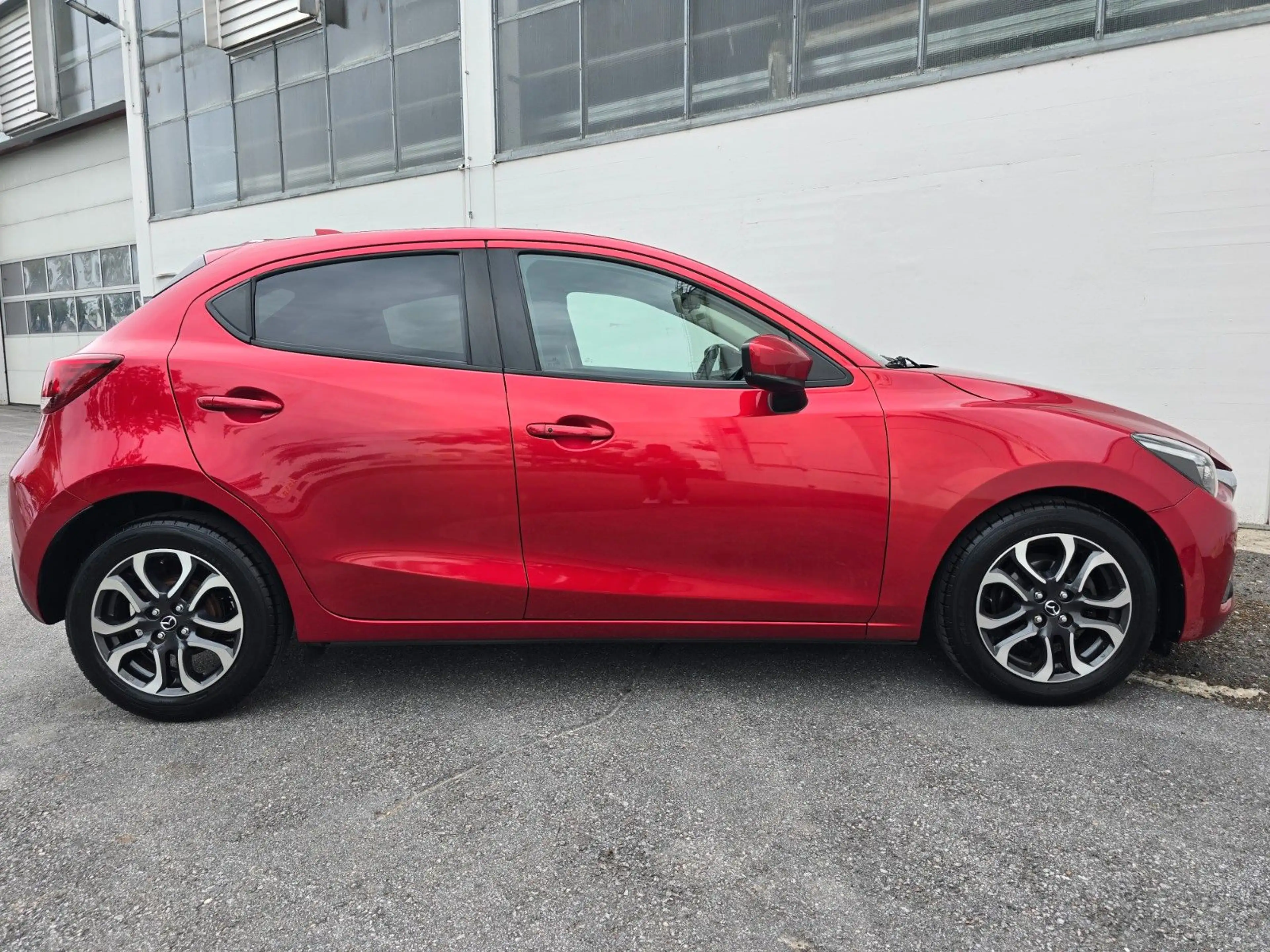 Mazda 2 Lim. Sports-Line LED — photo 8