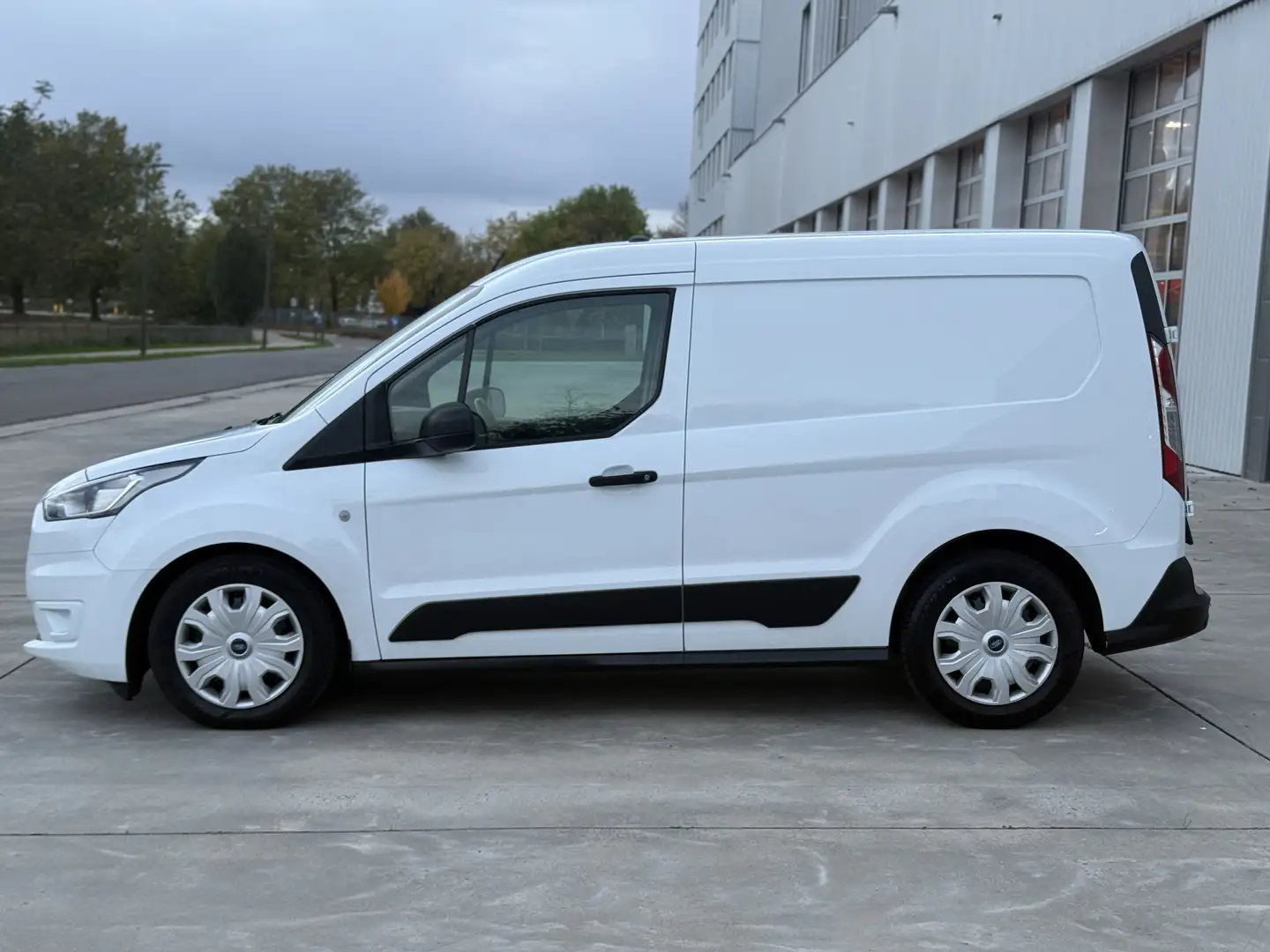 Ford Transit Connect BTW WAGEN • CARPLAY • 1 JAAR GARANTIE! - 2