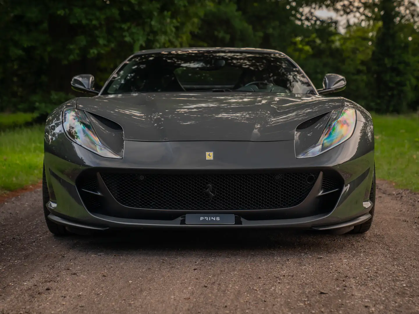 Ferrari 812 Superfast | Lift | Pass. display | Grigio Scuro | Сірий - 2