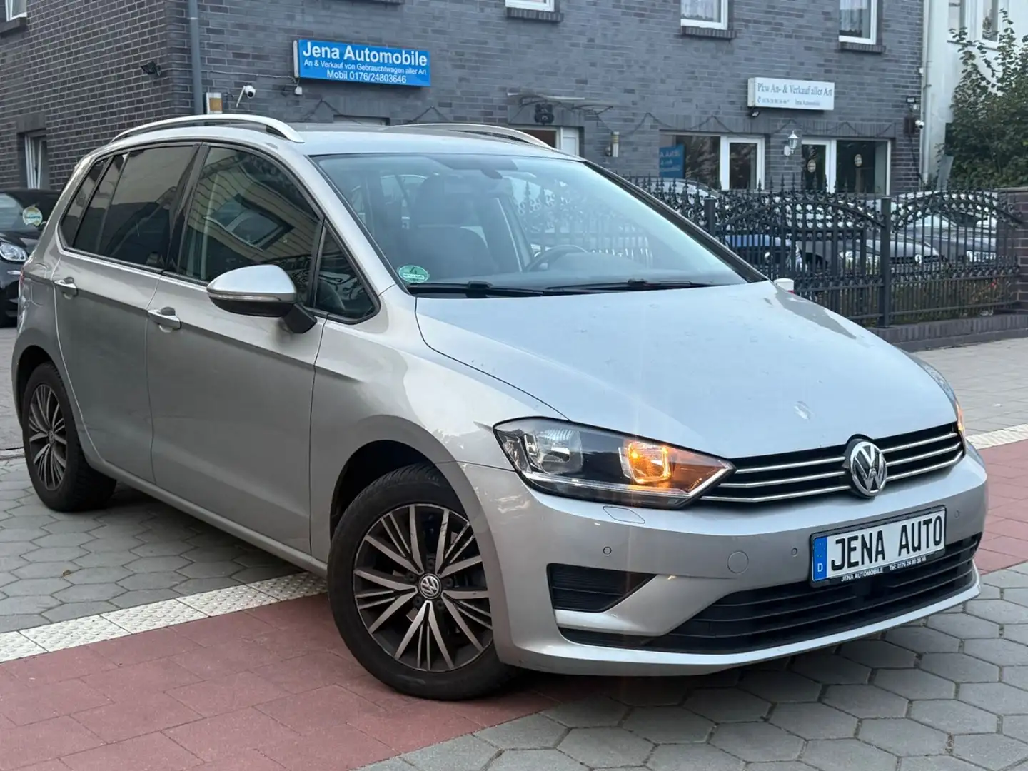 Volkswagen Golf Sportsvan VII Comfortline BMT/DSG Argent - 1