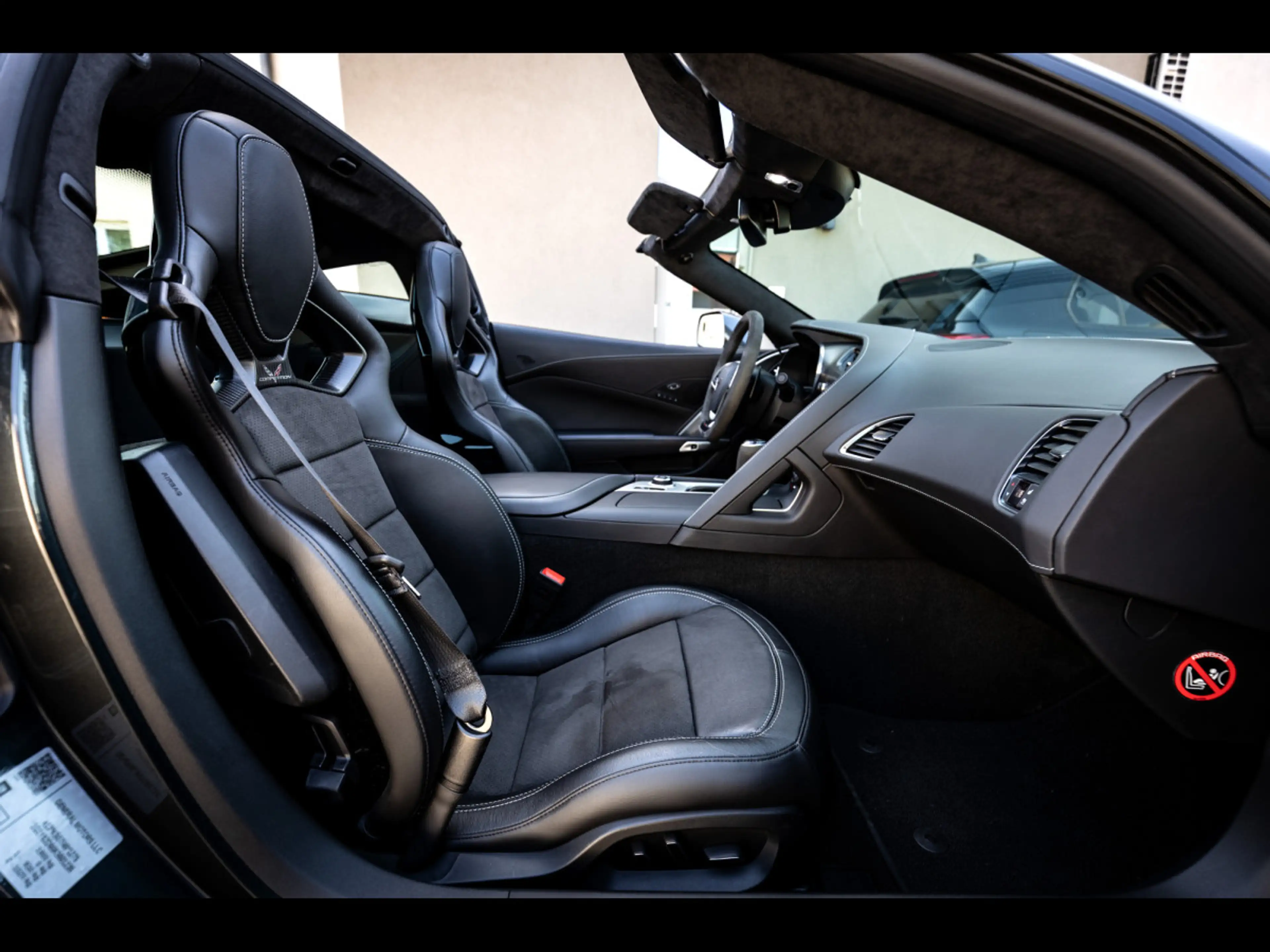Corvette C7 Z06 3LZ 6.2L V8 SUPERCHARGED TARGA RWD (659 CH) — photo 12