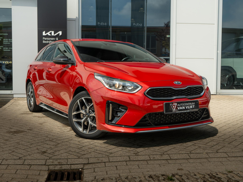 Kia ProCeed / pro_cee'd 1.0 T-GDI GT-Line | Camera | Carplay | Cruise | Na — photo 9
