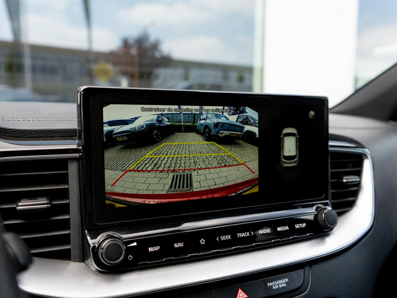 Kia ProCeed / pro_cee'd 1.0 T-GDI GT-Line | Camera | Carplay | Cruise | Na — photo 14