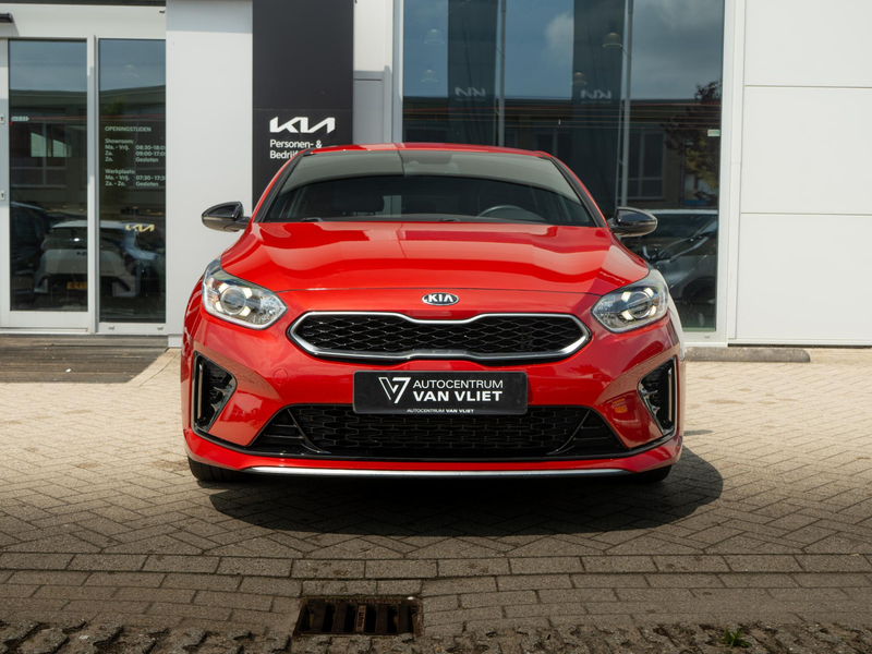 Kia ProCeed / pro_cee'd 1.0 T-GDI GT-Line | Camera | Carplay | Cruise | Na — photo 13