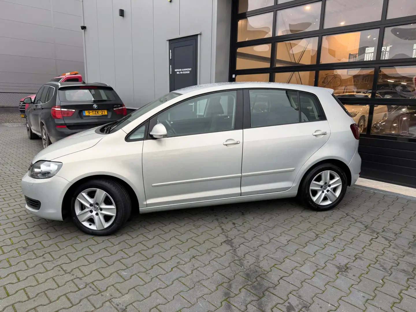 Volkswagen Golf Plus 1.4 TSI Comfortline automaat trekhaak Grijs - 2