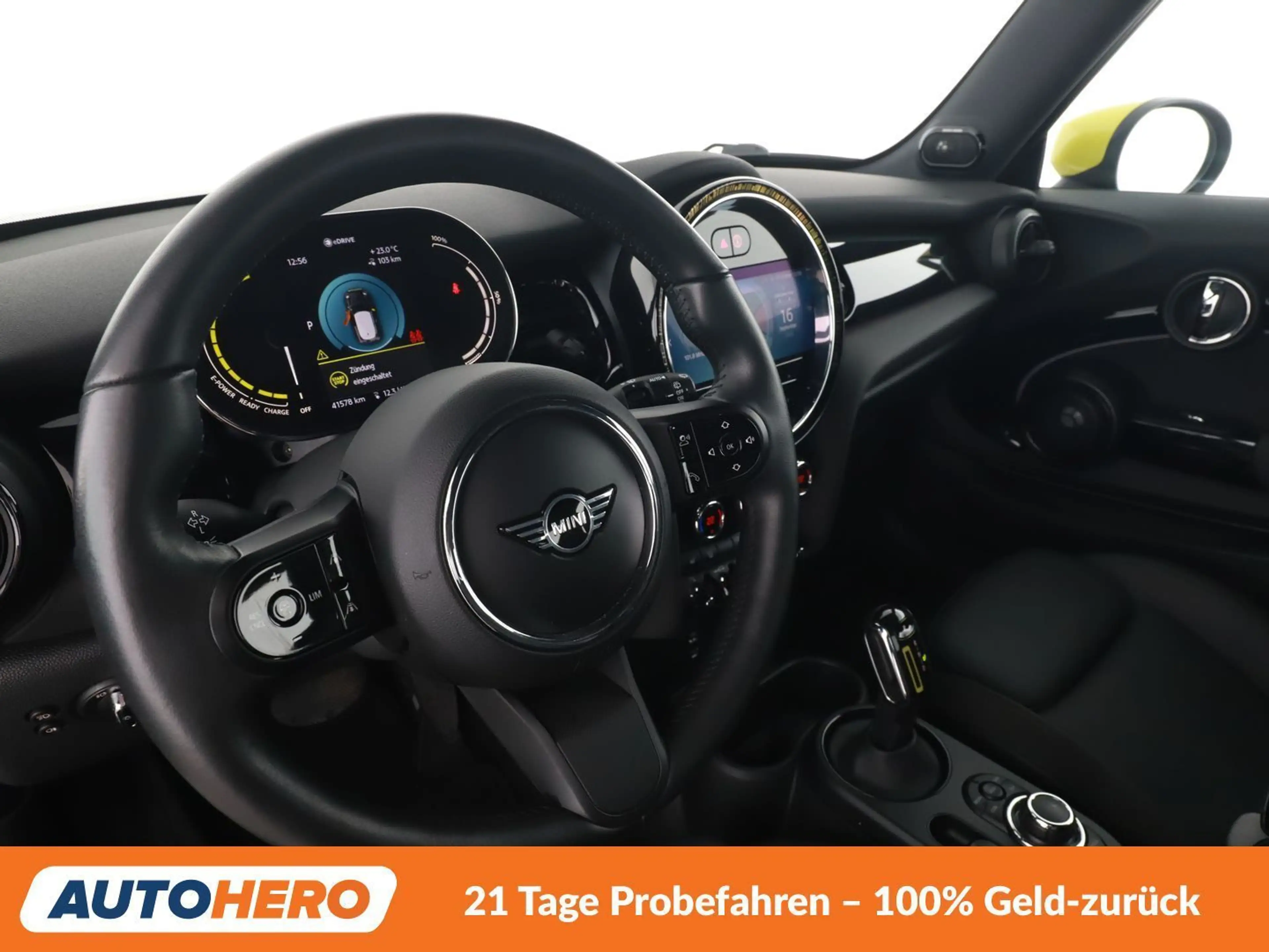 MINI Cooper SE Cooper SE — photo 11