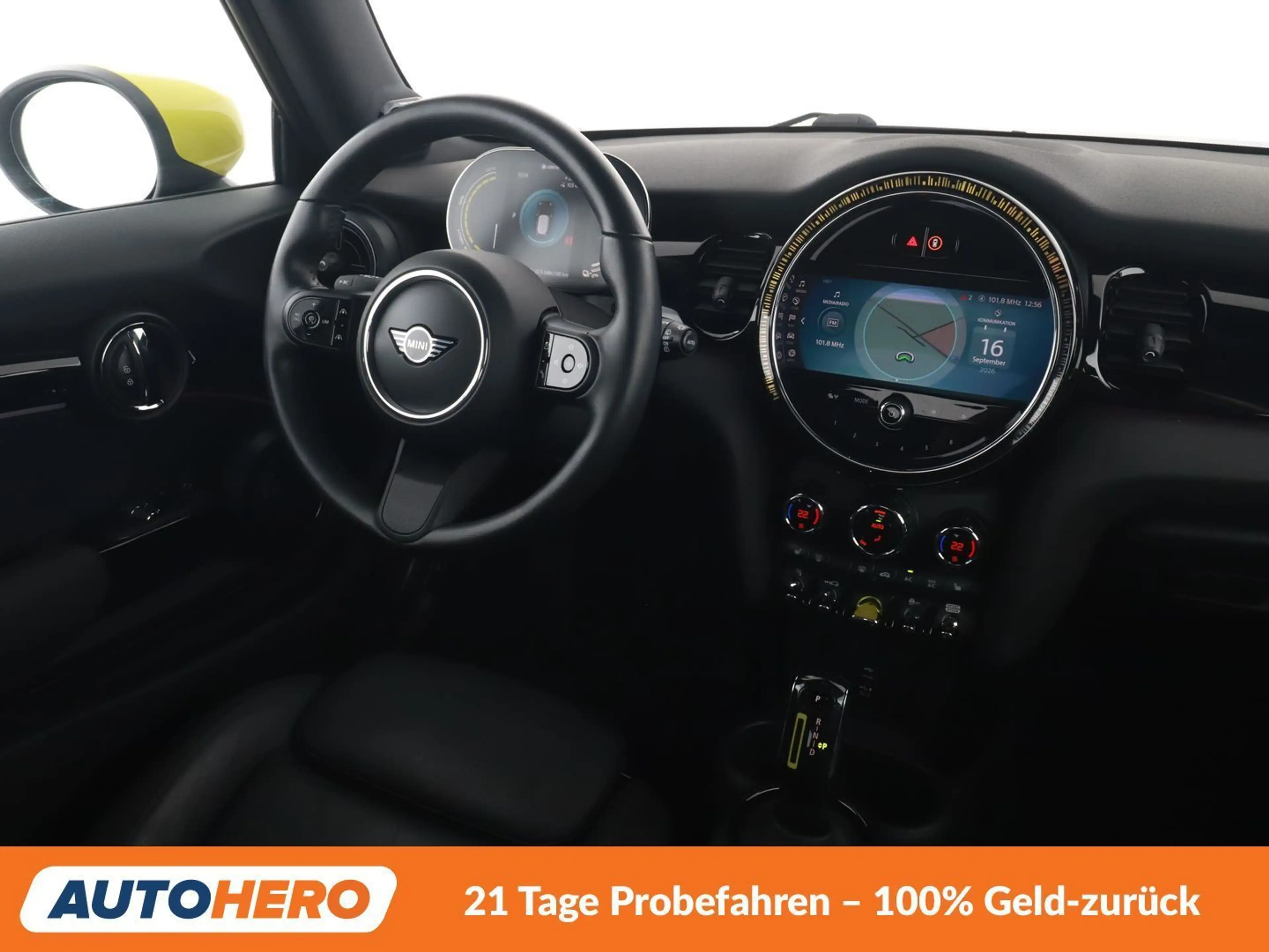 MINI Cooper SE Cooper SE — photo 13