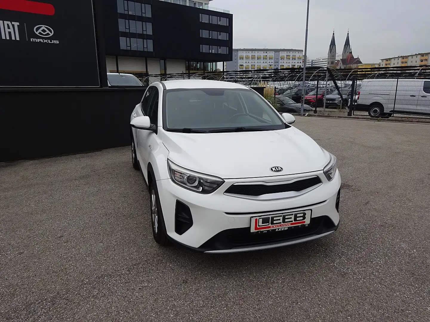 Kia Stonic 1,25 MPI ISG Titan Blanc - 2