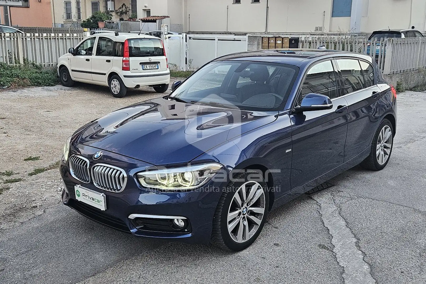 BMW 116 116d 5p. Urban Bleu - 1