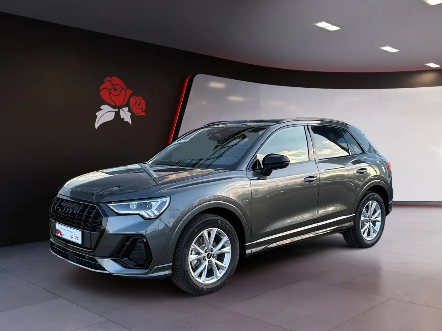 Audi Q3 Audi Q3 35 2.0 TDI S-tronic S-line AHK Navi LED R Grau - 2