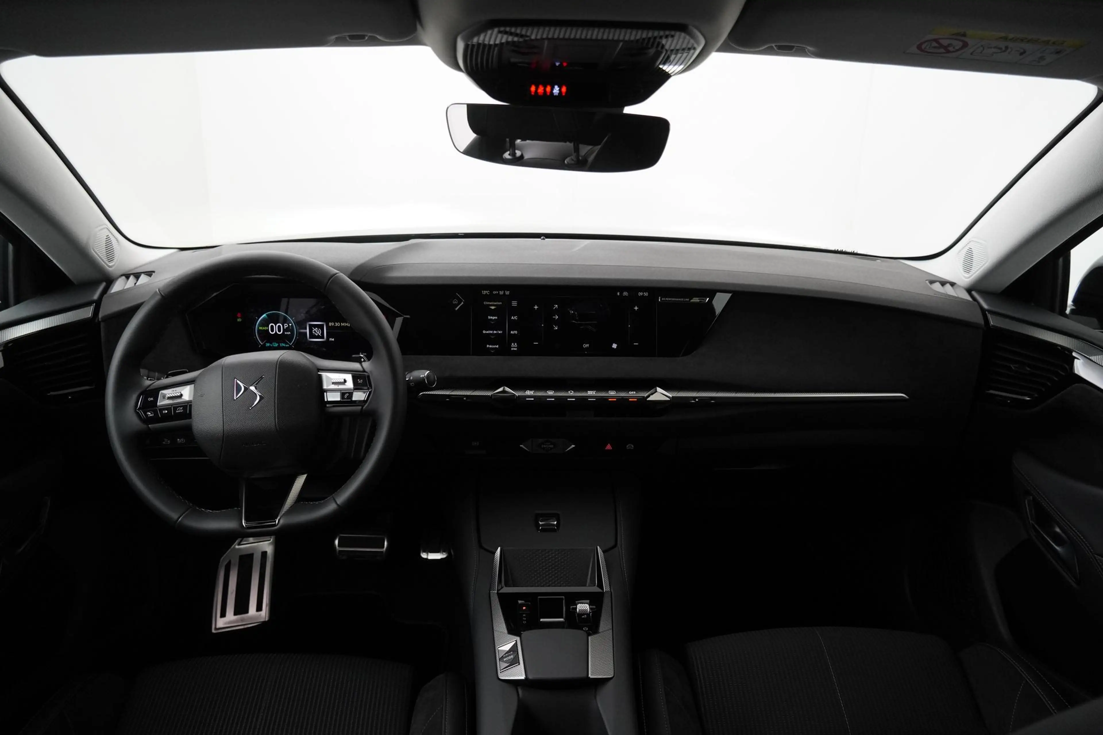 DS Automobiles DS 4 No E-Tense Performance Line Tech Pack 58.3 kWh | C — photo 4