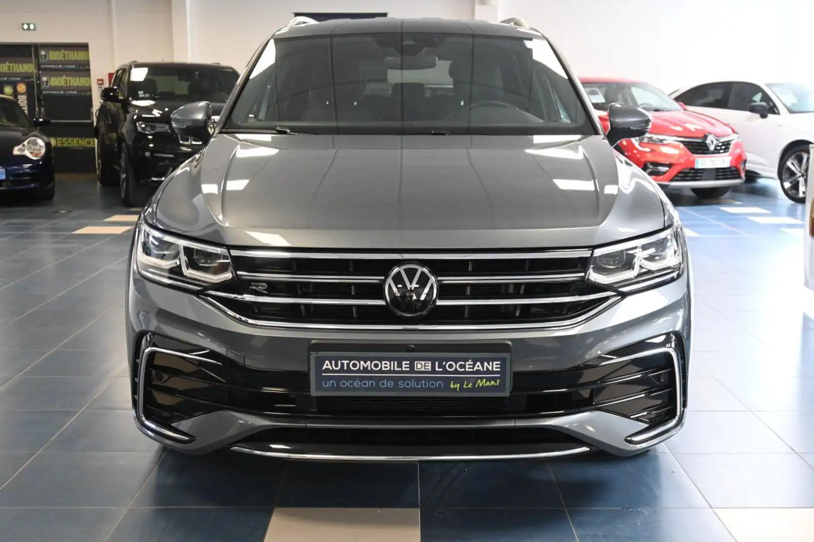 Volkswagen Tiguan ALLSPACE 2.0 TDI 150 DSG7 R-Line Gris - 2