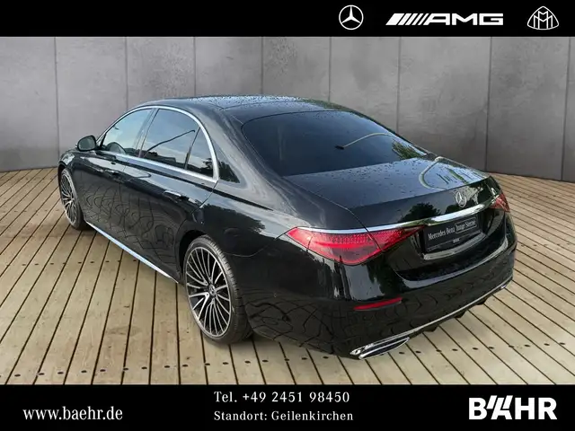 Mercedes-Benz 450 view 3