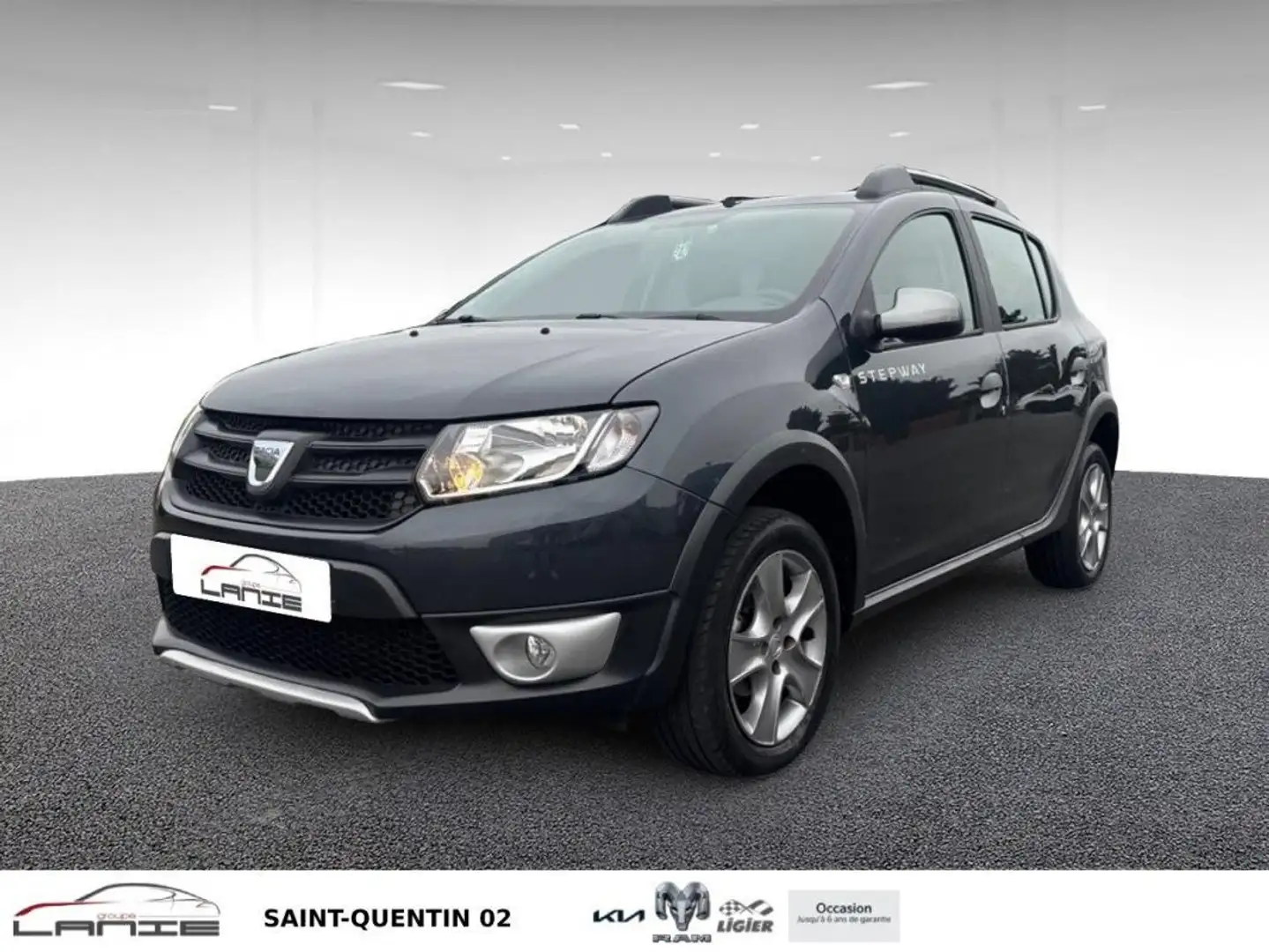Dacia Sandero TCe 90 E6 SL Urban Stepway - 1
