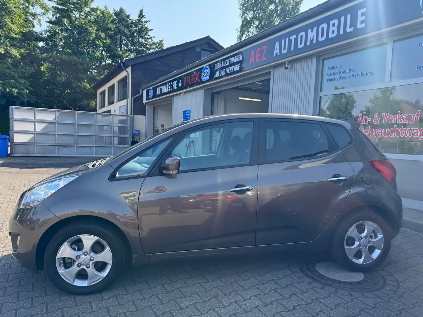 Kia Venga Dream Team * Aus erster Hand*Neue TÜV* Beige - 2