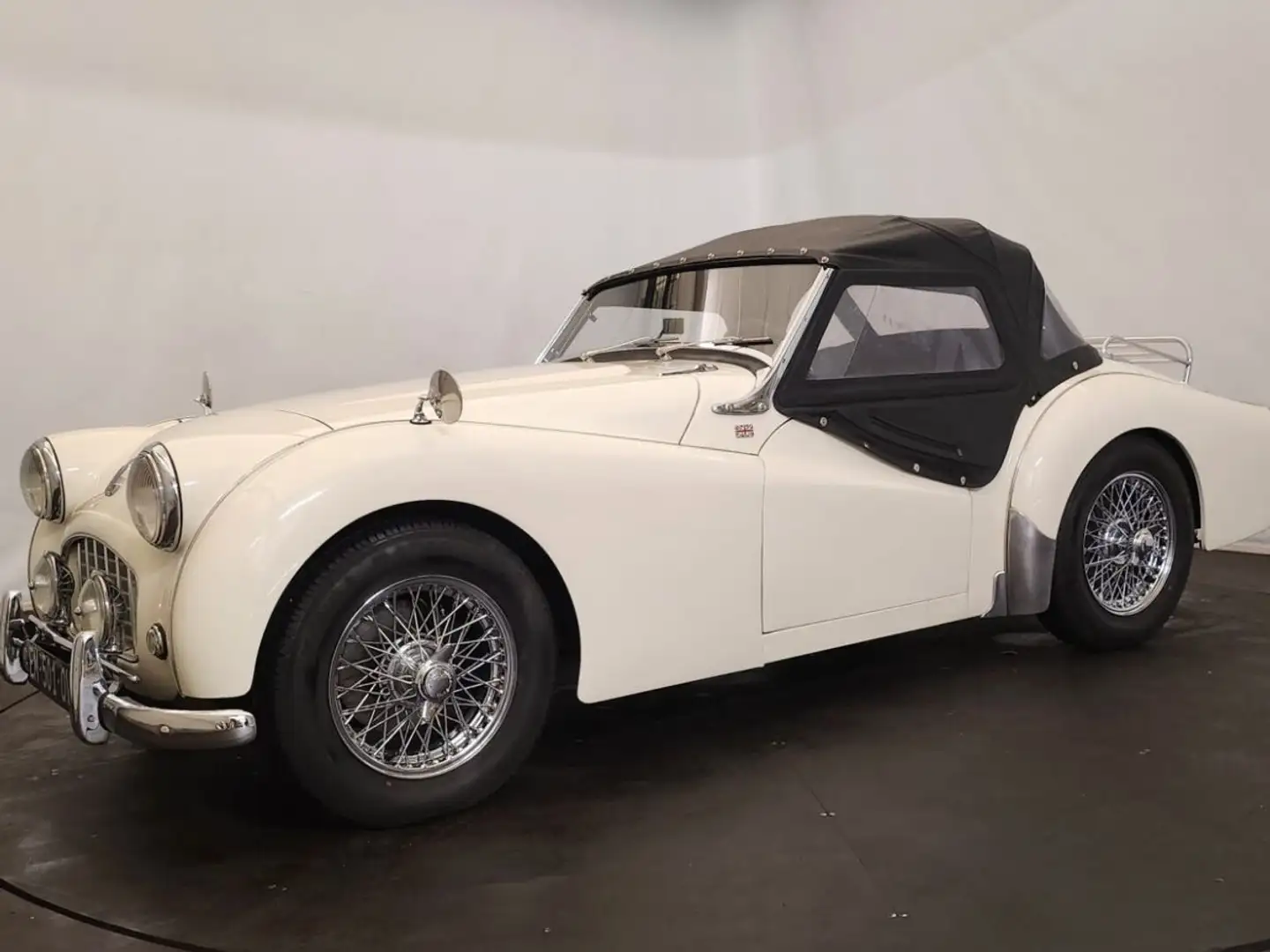 Triumph TR3 petite bouche White - 2