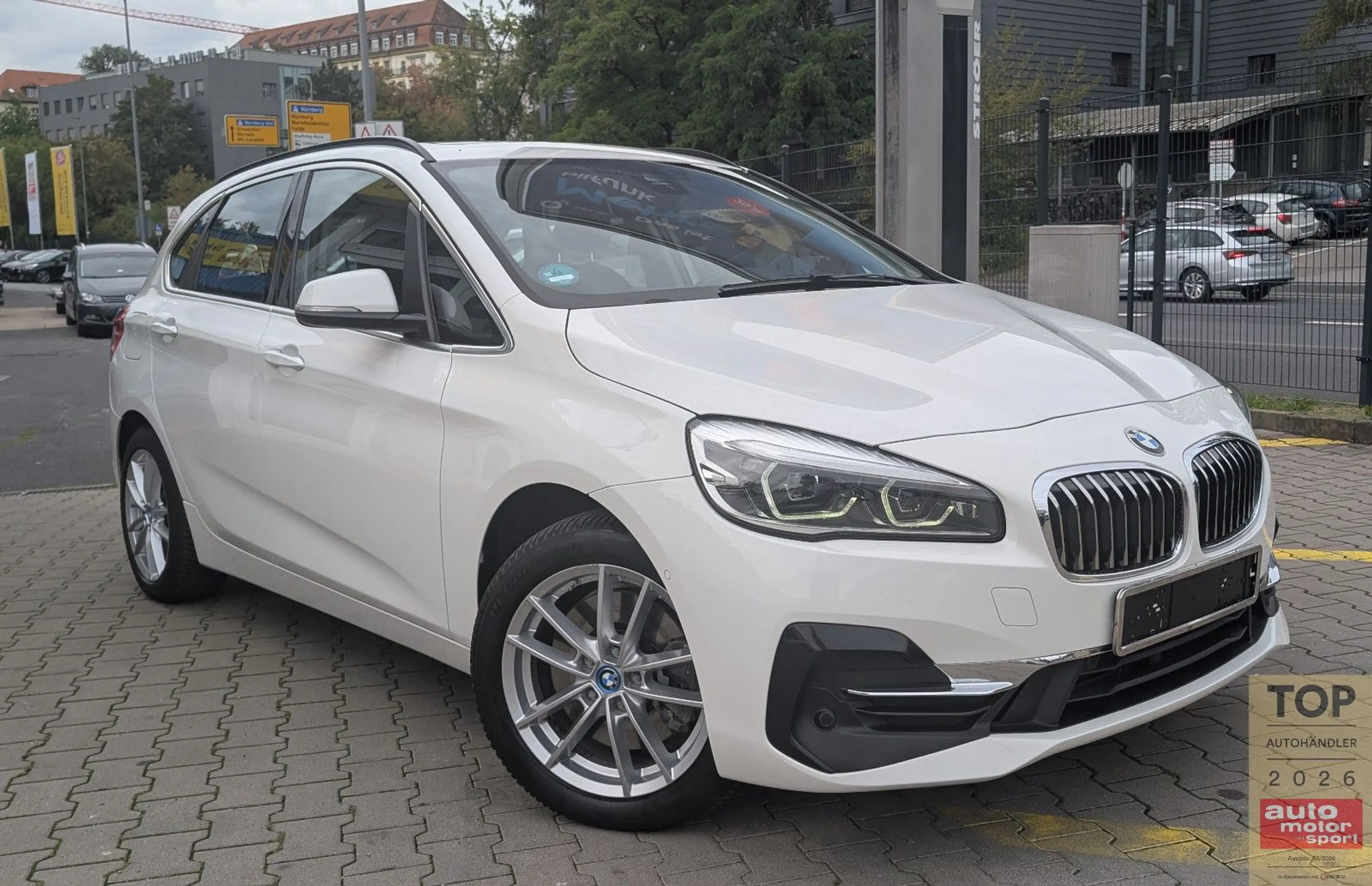 BMW 225 225xe Active Tourer Luxury-Line*ACC*AHK*PANO*HUD — photo 3