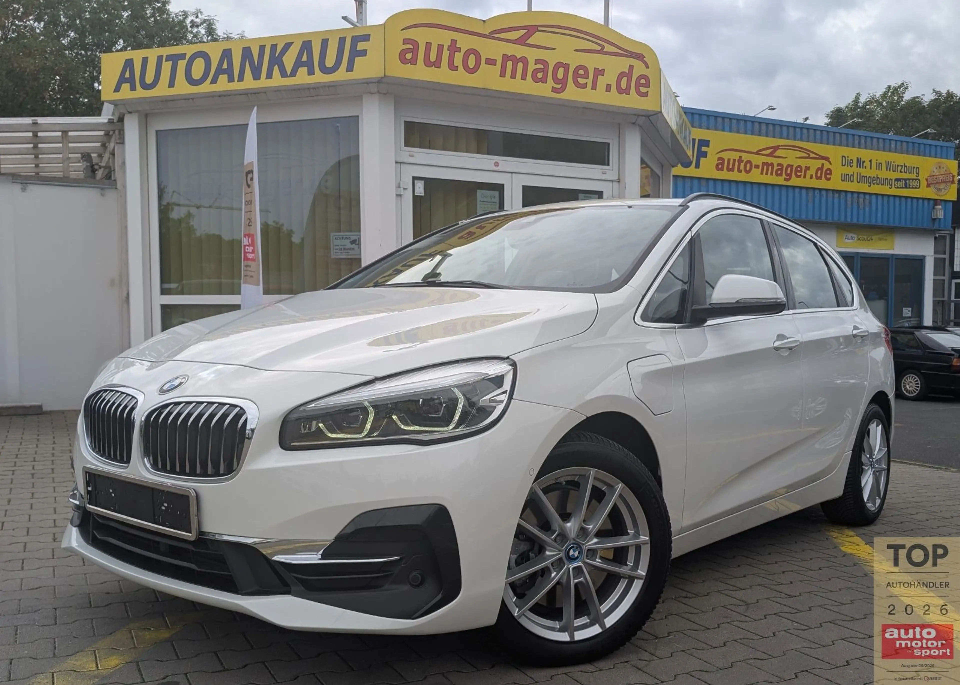BMW 225 225xe Active Tourer Luxury-Line*ACC*AHK*PANO*HUD