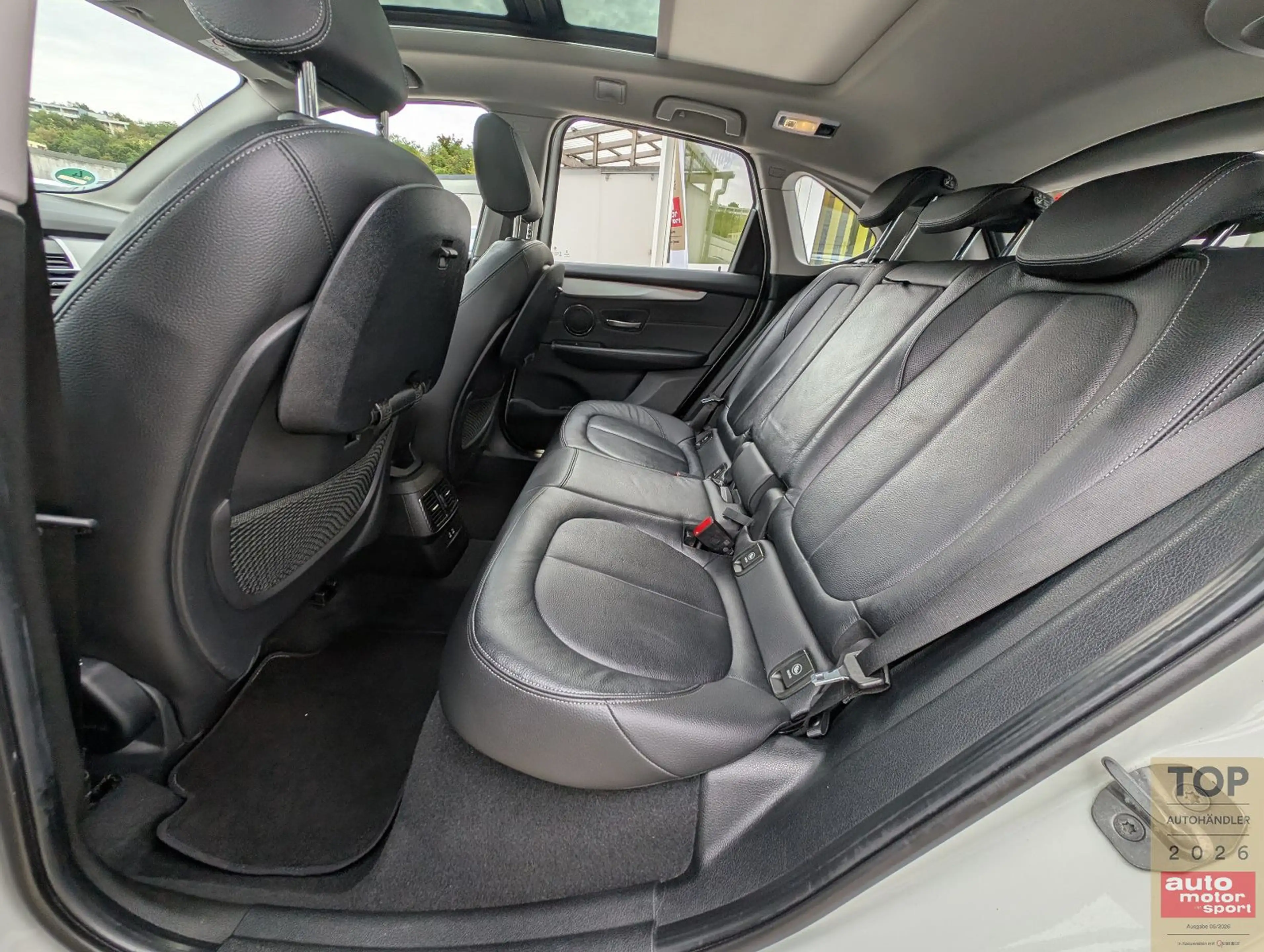 BMW 225 225xe Active Tourer Luxury-Line*ACC*AHK*PANO*HUD — photo 11