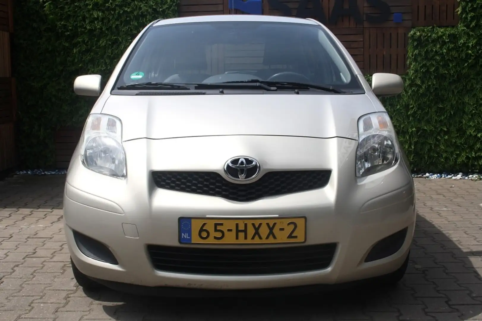 Toyota Yaris 1.3 / NAP Beige - 2