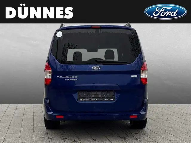 Ford Tourneo Courier view 7