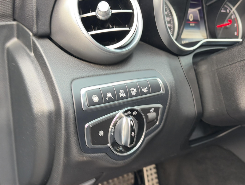Mercedes-Benz C 400 T 4Matic HUD*360° Kamera*Burmester*DAB+ — photo 8