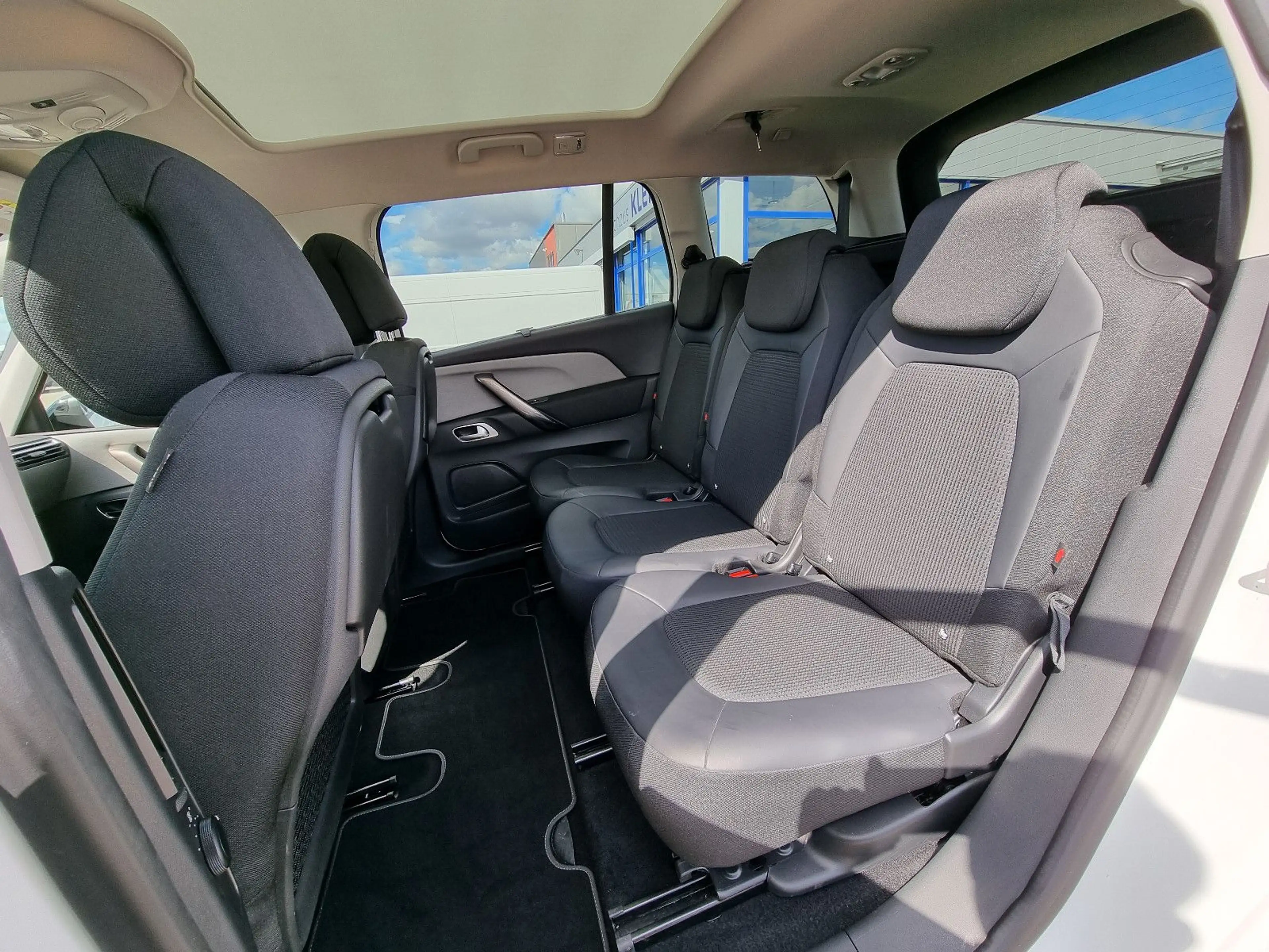 Citroen Grand C4 Picasso Grand C4 SpaceTourer Shine BlueHDi160 EAT8 - AHK — photo 13