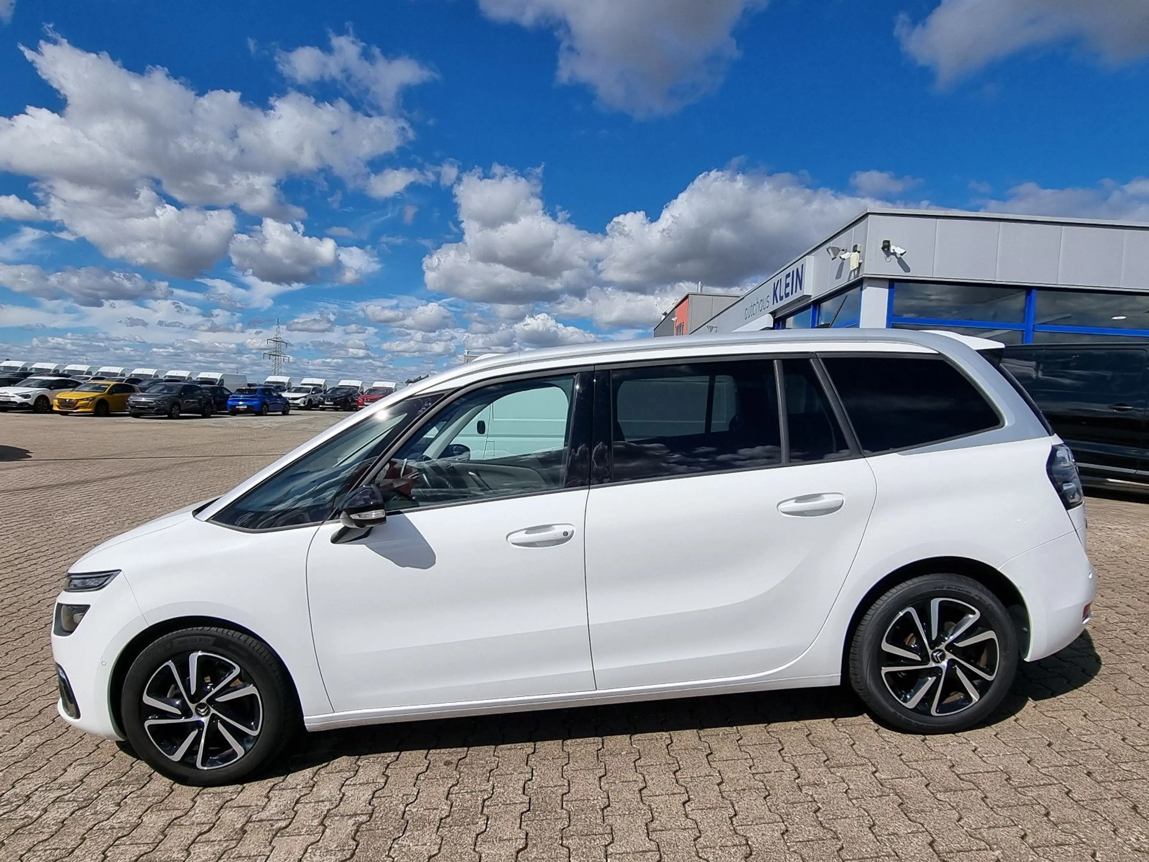 Citroen Grand C4 Picasso Grand C4 SpaceTourer Shine BlueHDi160 EAT8 - AHK — photo 3
