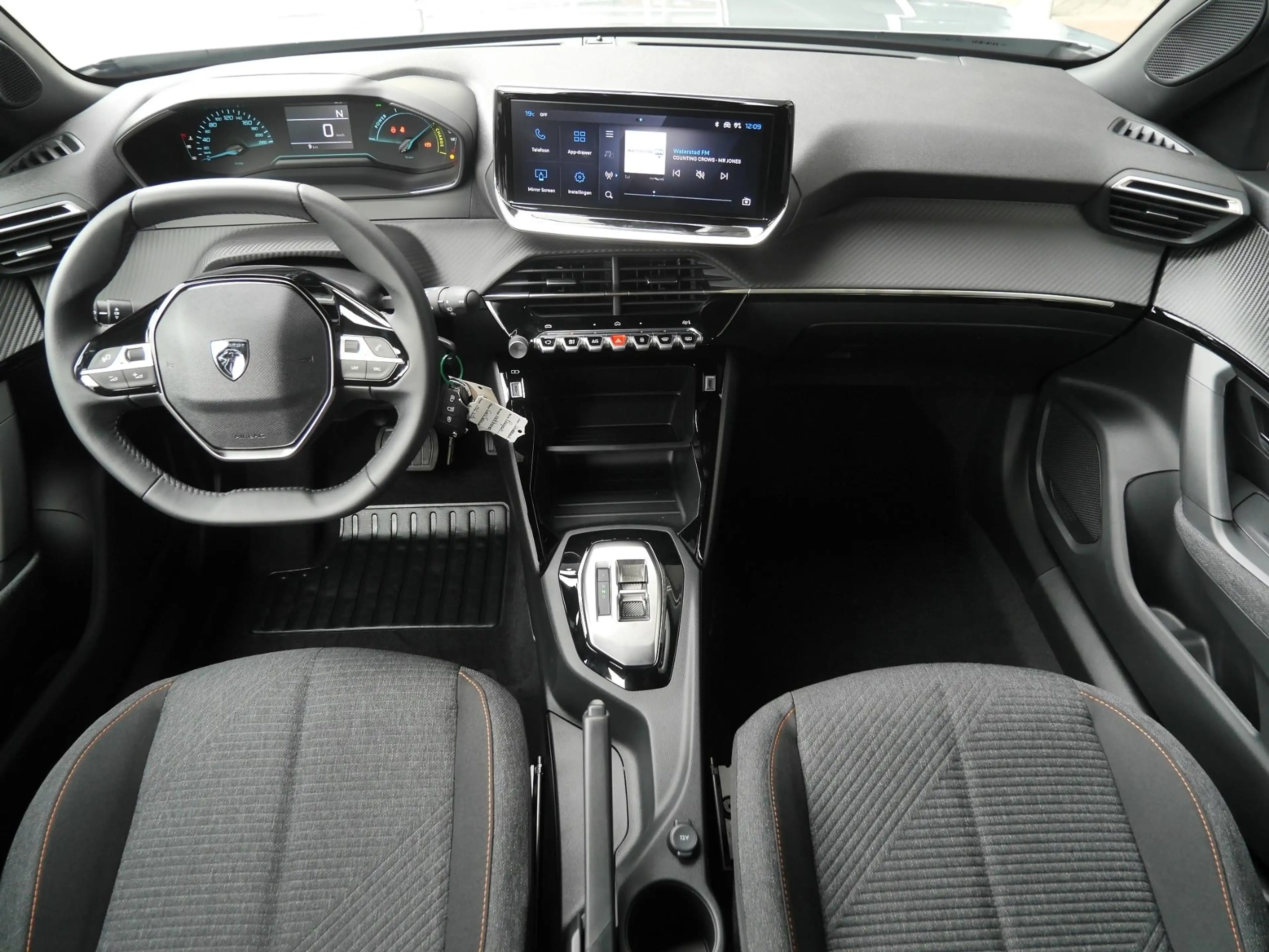 Peugeot 2008 1.2 Hybrid 145 Business Automaat | | CarPlay | Nav — photo 13