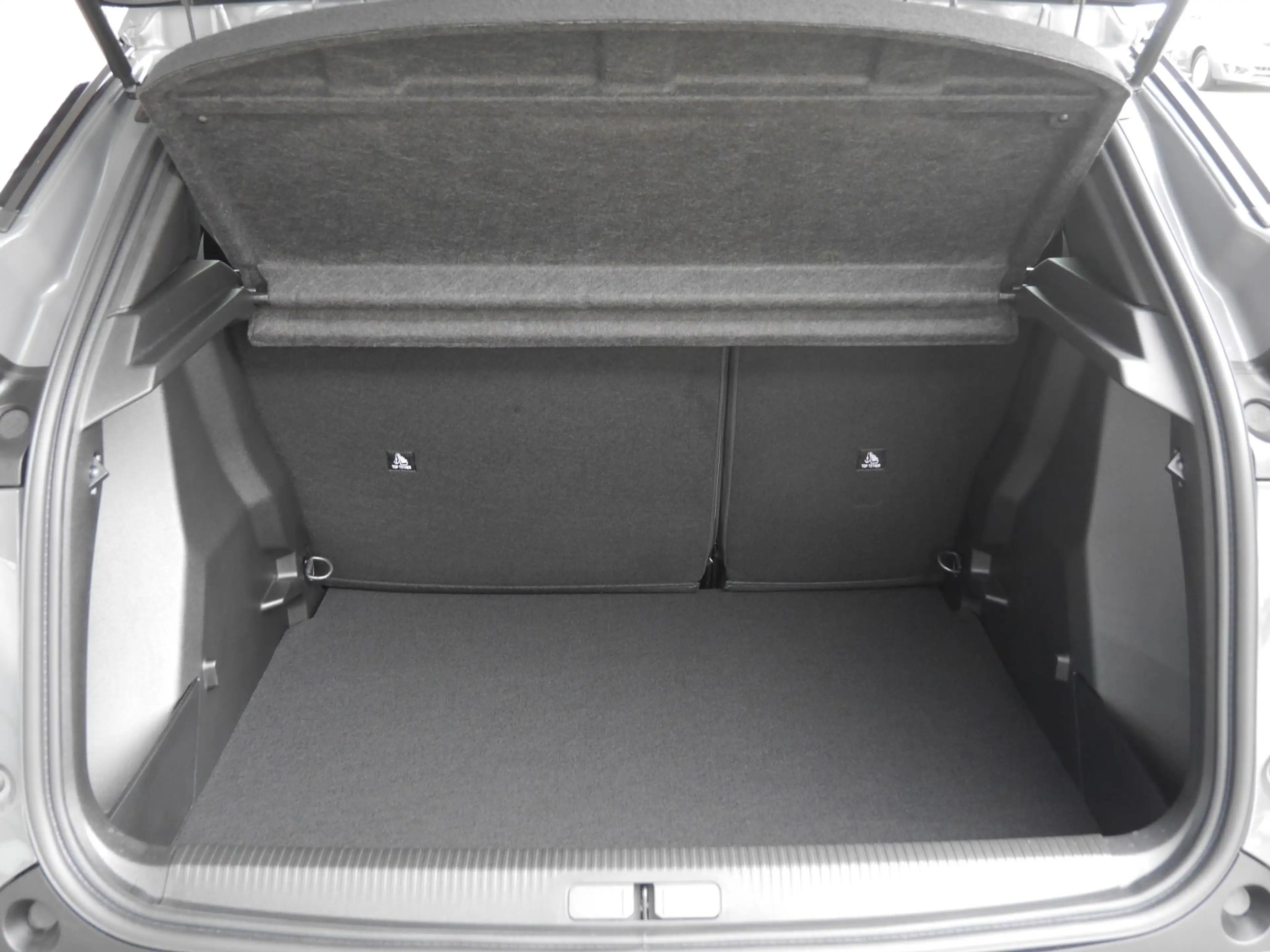 Peugeot 2008 1.2 Hybrid 145 Business Automaat | | CarPlay | Nav — photo 9