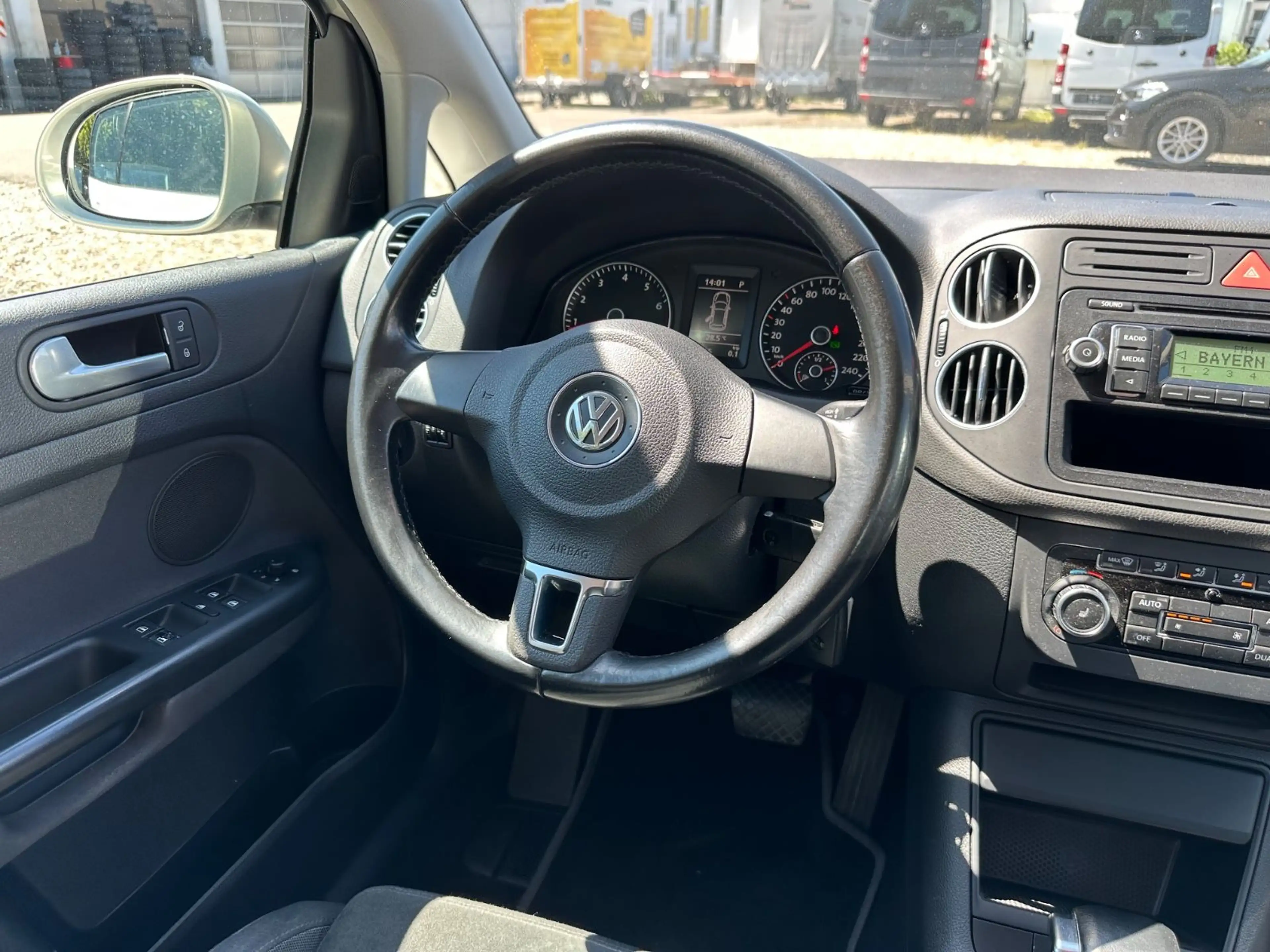 Volkswagen Golf Plus VI Highline Klima Automatik AHK Euro 5 — photo 15
