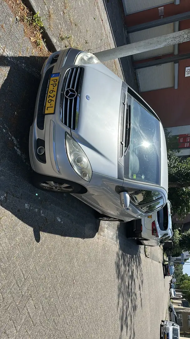 Mercedes-Benz A 150 Avantgarde Grijs - 2