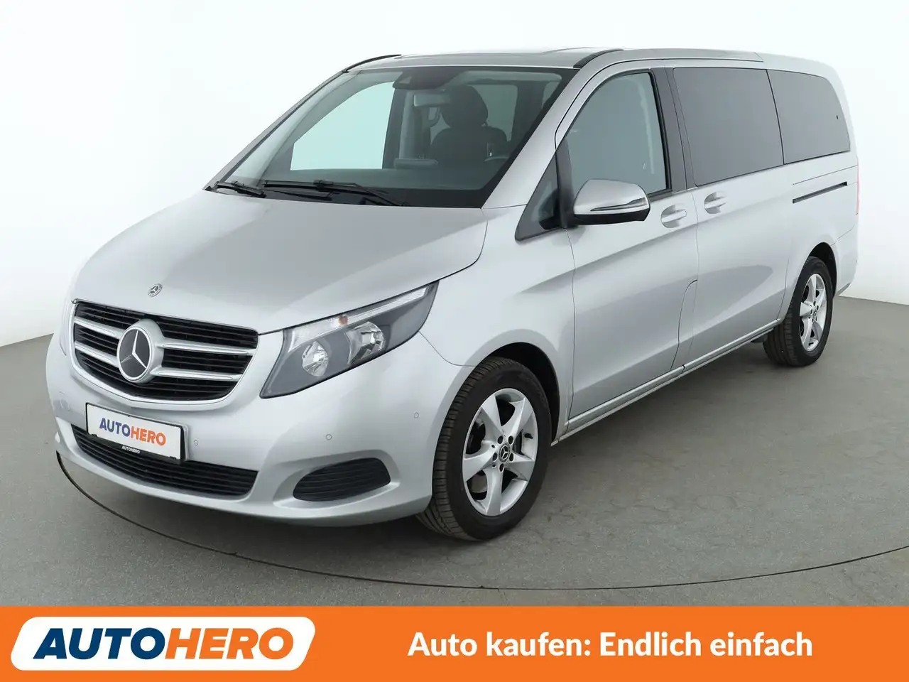 Mercedes-Benz V 220