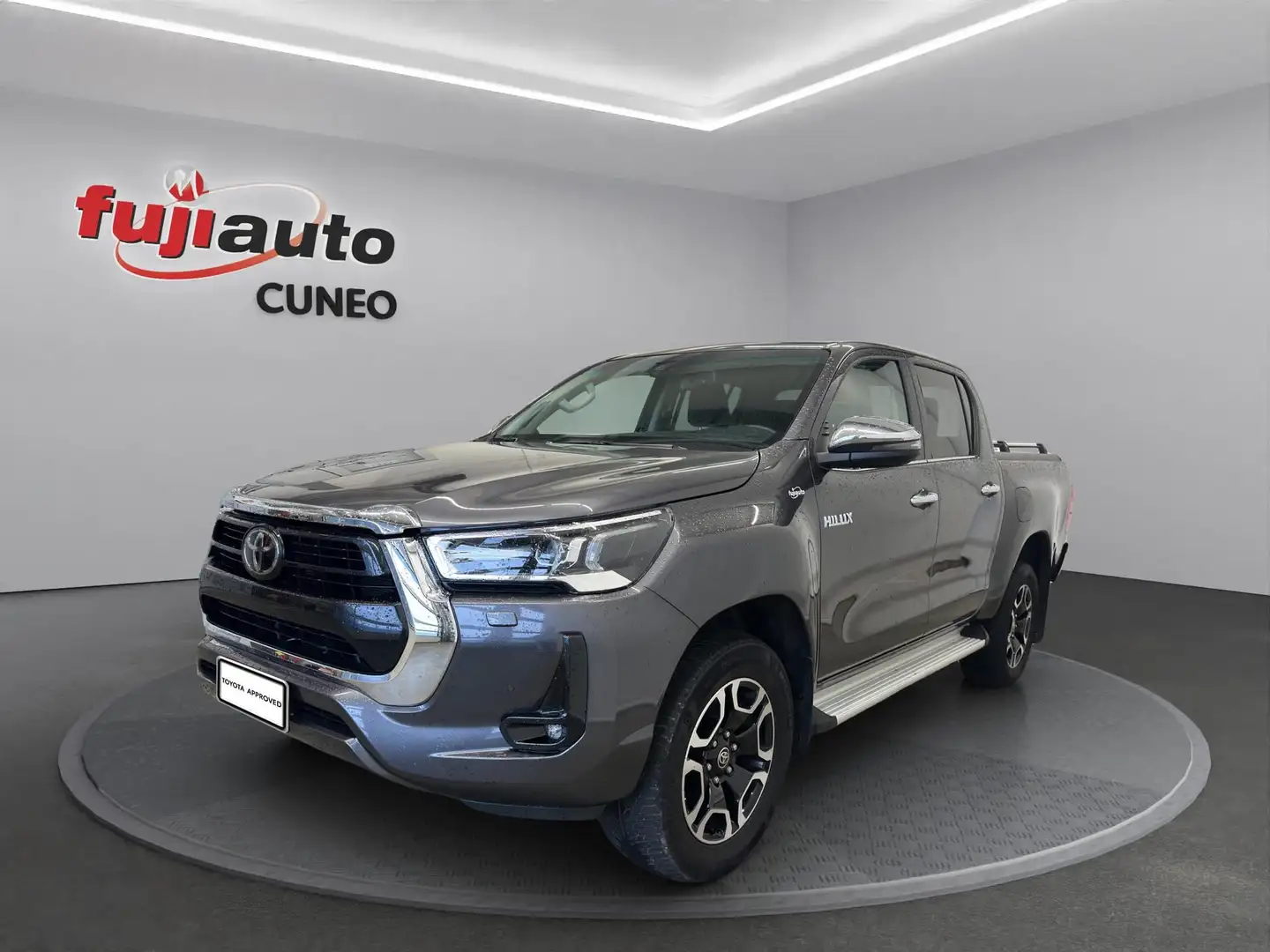 Toyota Hilux Hilux 2.8 d double cab Executive 4wd auto Grigio - 1