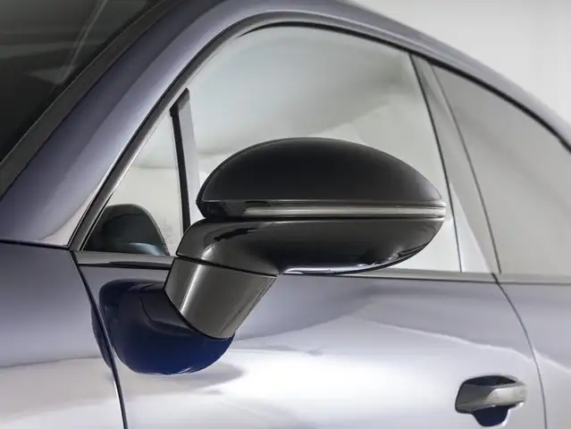 Porsche Macan view 14
