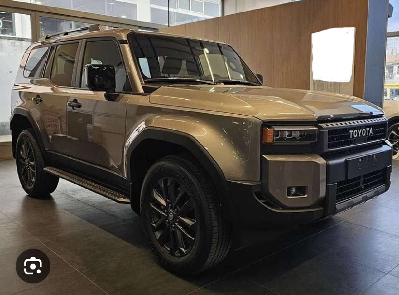 Toyota Land Cruiser 250 (Prado) 2.8 mhev Lounge awd auto My \'26 205cv