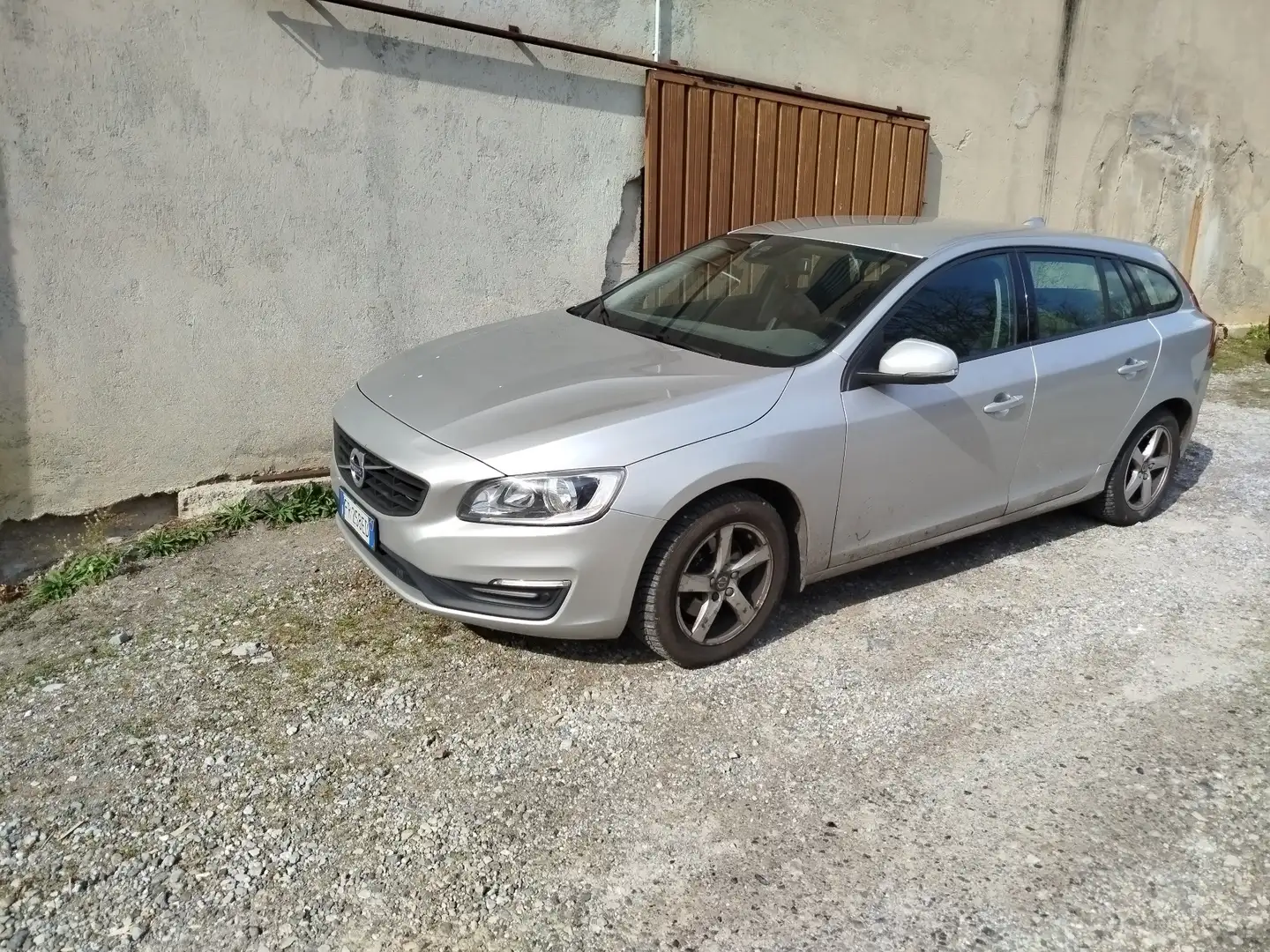 Volvo V60 2.0 d3 Kinetic 136cv geartronic - 1