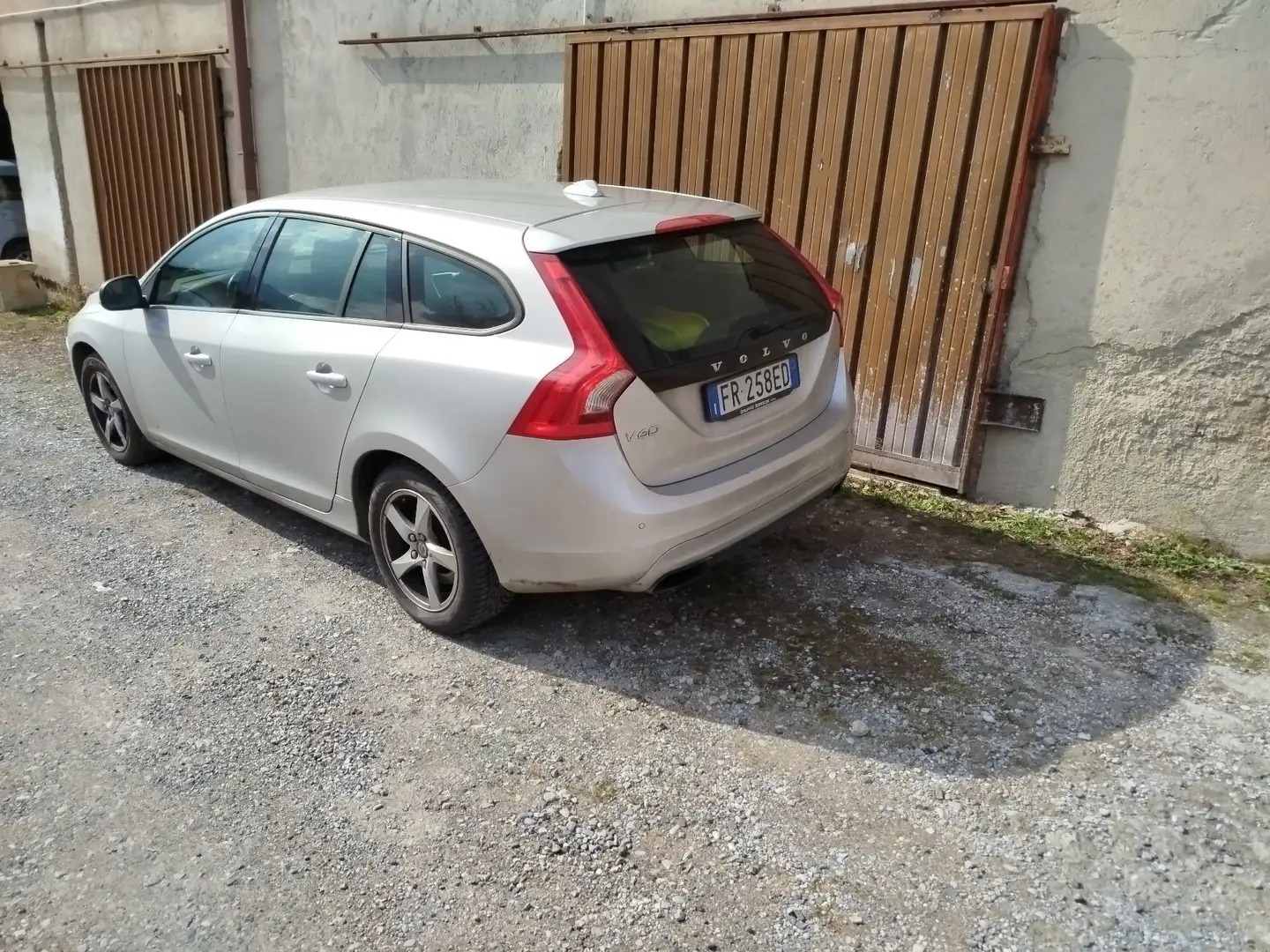 Volvo V60 2.0 d3 Kinetic 136cv geartronic - 2
