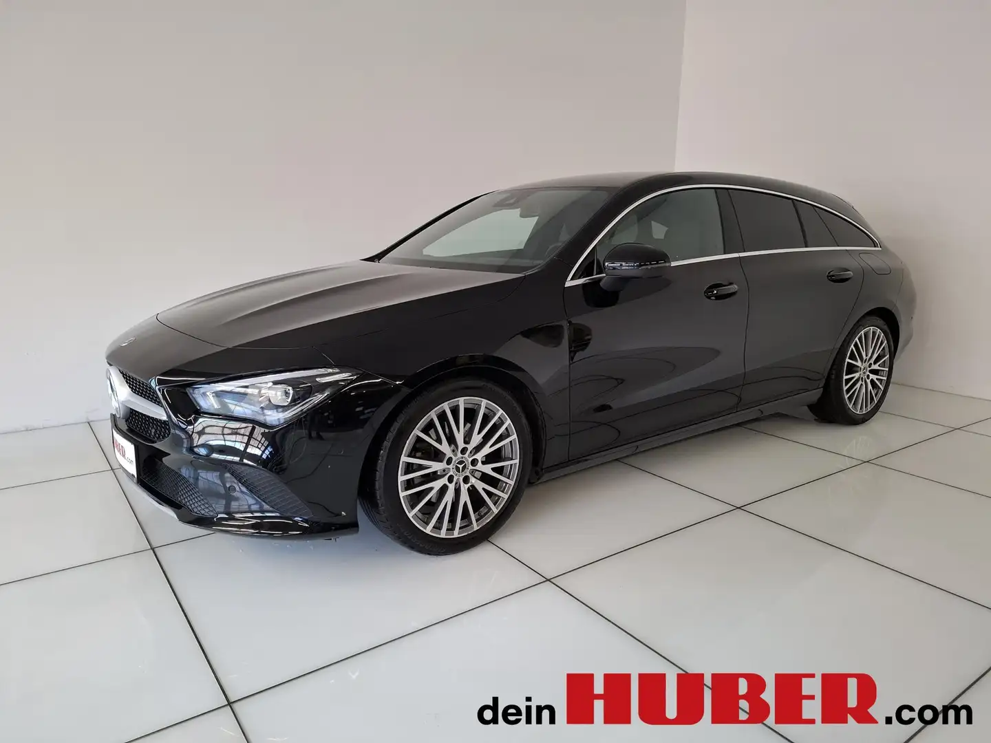 Mercedes-Benz CLA 200 Shooting Brake Schwarz - 1