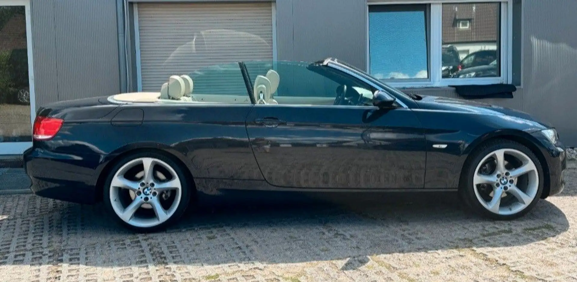BMW 320 i Cabrio +TÜV+B.LEDER+GARANTIE+BI.XENON+1HAND Bleu - 2