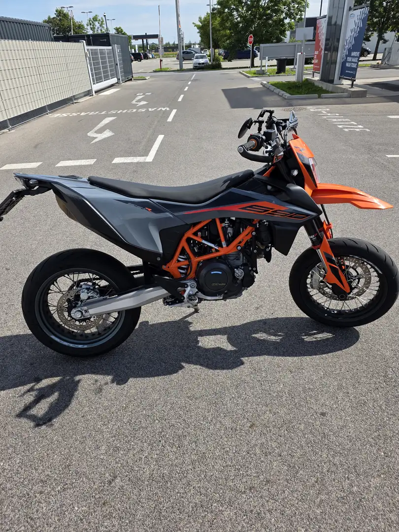 KTM 690 SMC R Gris - 2