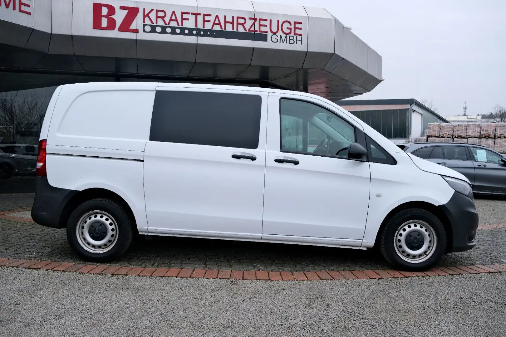 Mercedes-Benz Vito Kasten 116 CDI  KLIMA PDC TEMPO SHZG TOP!! Weiß - 2