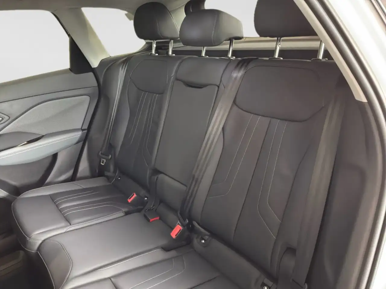 Audi Q3 снимка Audi Q3