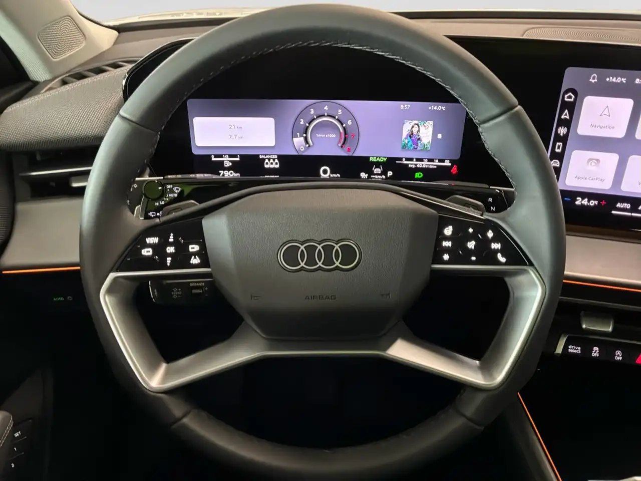 Audi Q3 снимка Audi Q3