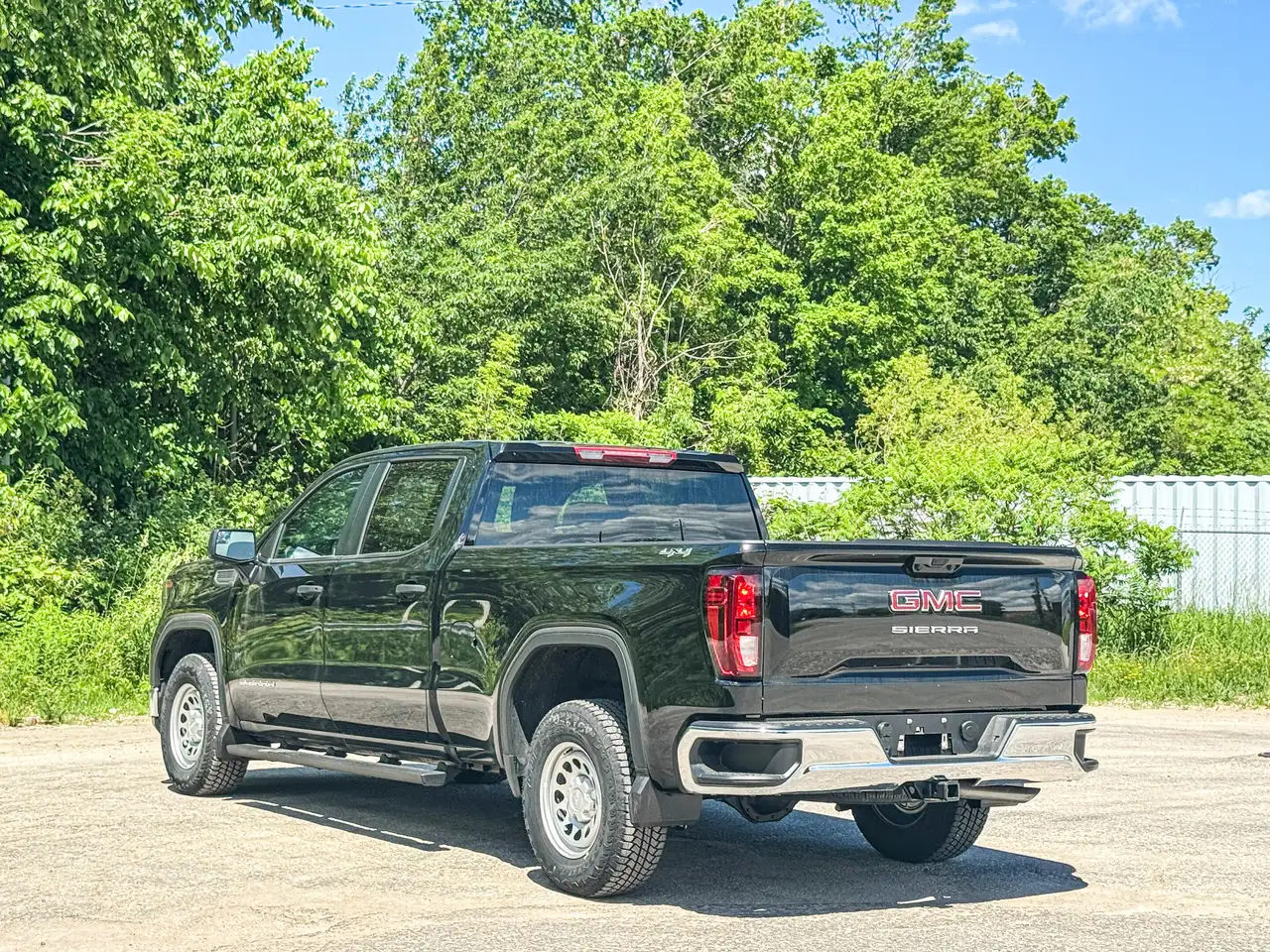 GMC Sierra 1500 снимка GMC Sierra 1500