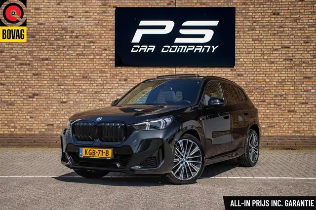 BMW iX1 xDrive30 M-Sport 67 kWh, BTW, Pano, Half Leder. H&